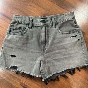 Uniqlo Denim Shorts Womens Size 25 Waist Gray Cut Off Distressed 2.5 Inseam